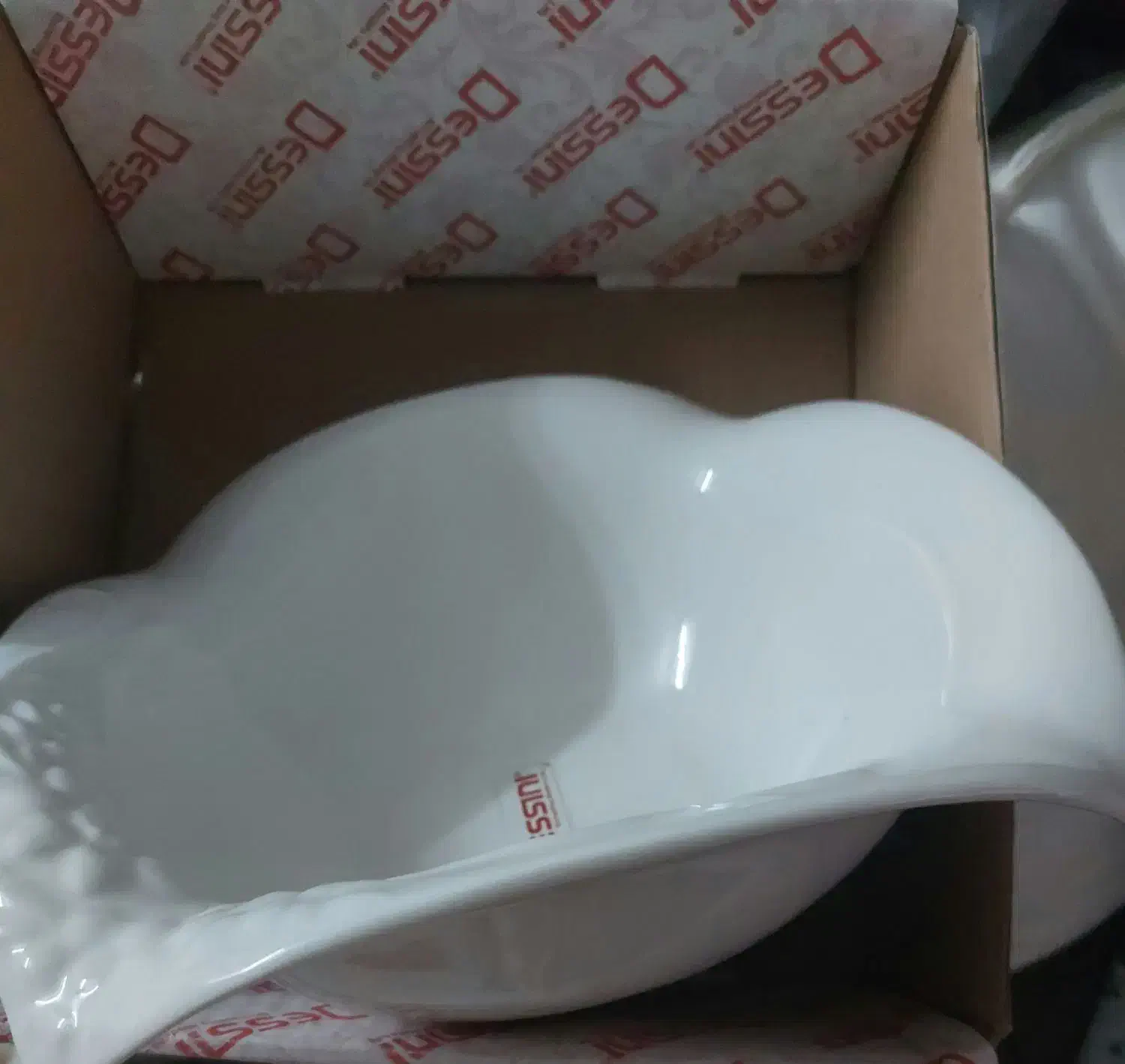 میوه خوری دسینی|ظروف سرو و پذیرایی|رشت, فلسطین|دیوار