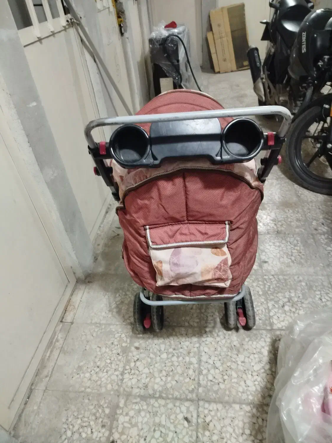 کالسکه بچه|کالسکه و لوازم جانبی|سنندج, |دیوار