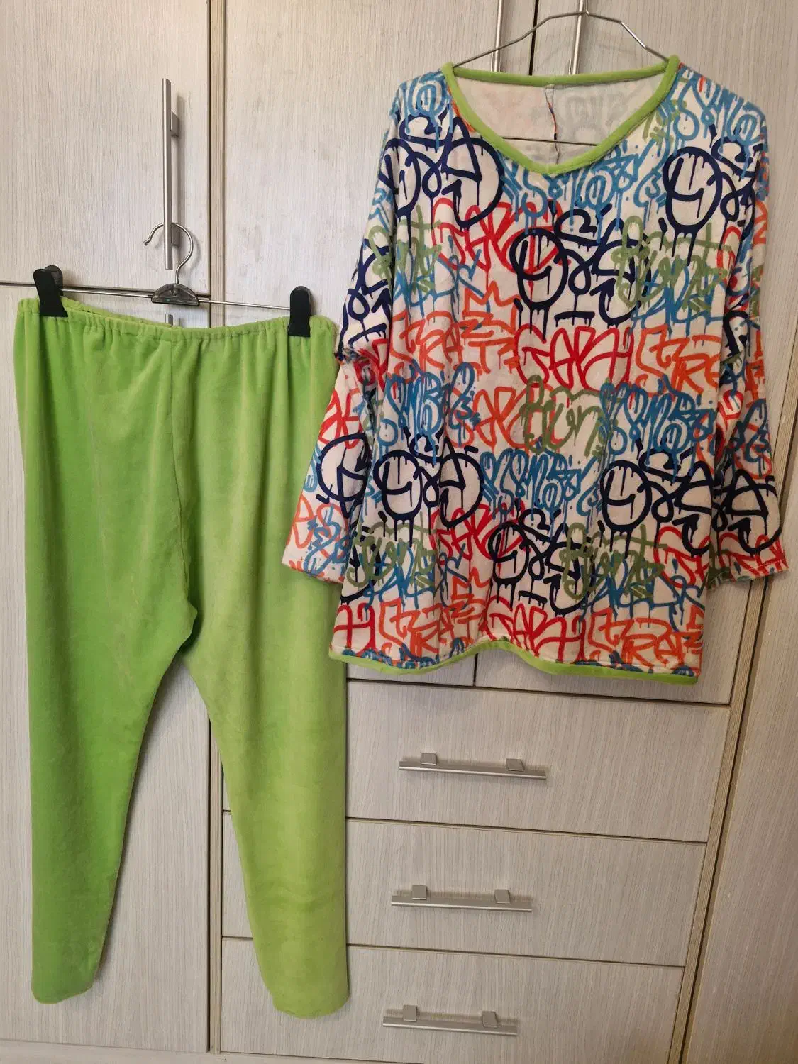 بلوز شلوار راحتی مخمل نرم و راحت|لباس|اصفهان, فیض|دیوار