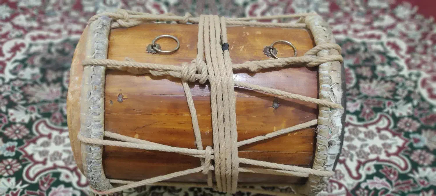 دهل اصل قدیمی نو نو|سازهای سنتی|قشم, |دیوار