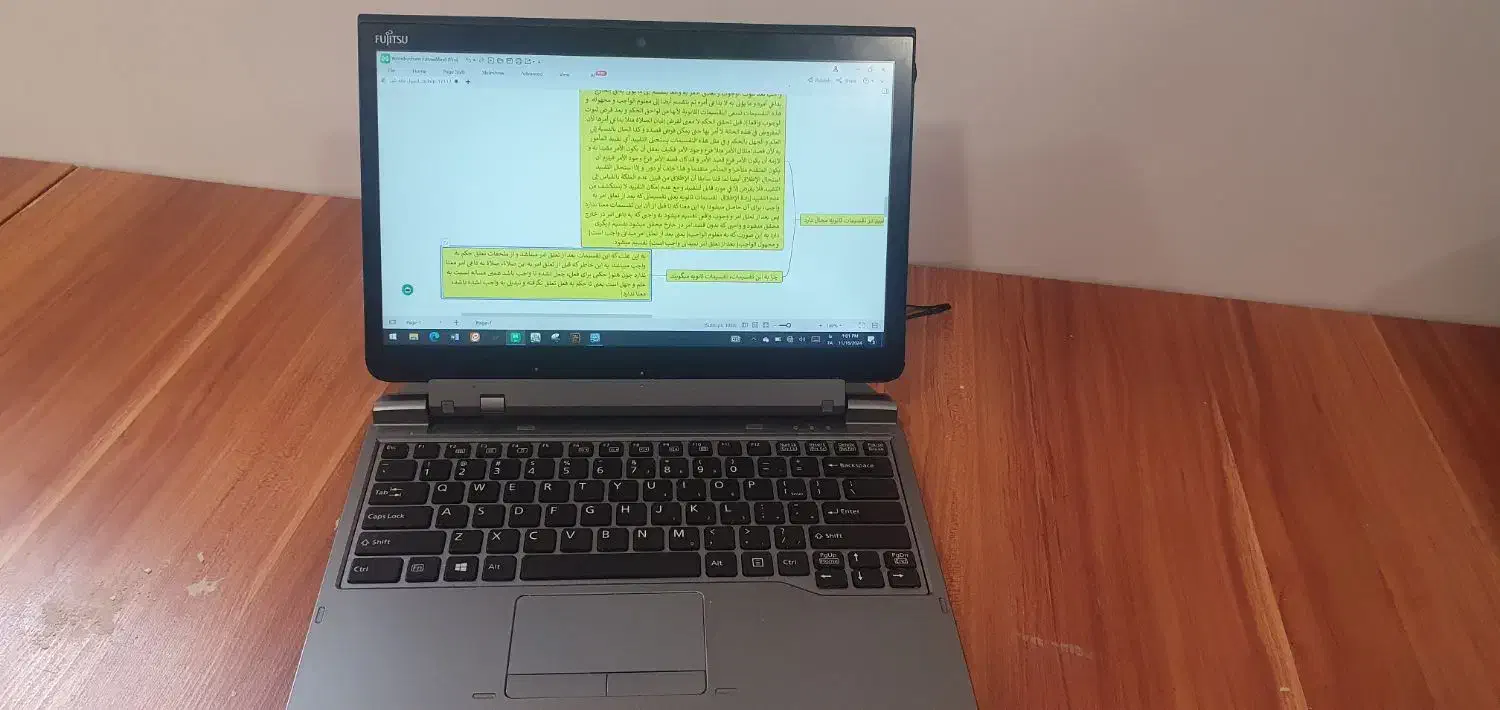 Fujitsu Stylistic Q737 (لمسی + تبلت شو + قلم)|رایانه همراه|قم, صفائیه|دیوار