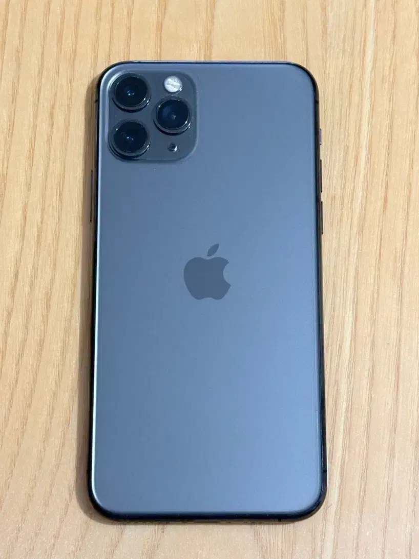 اپل iPhone 11 Pro با حافظهٔ ۲۵۶ گیگابایت|موبایل|شیراز, پانصد دستگاه ارتش|دیوار