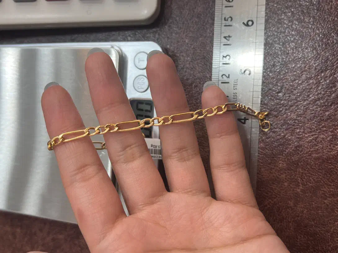 گالری طلا رضوان|جواهرات|تهران, درختی|دیوار