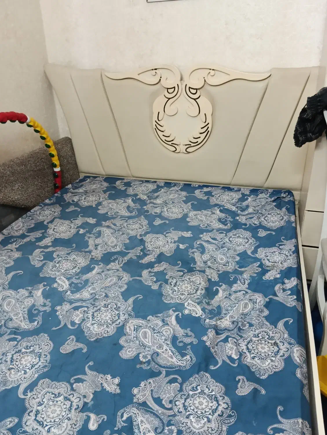 تخت خواب|تشک تختخواب|اسلام‌شهر, زرافشان|دیوار