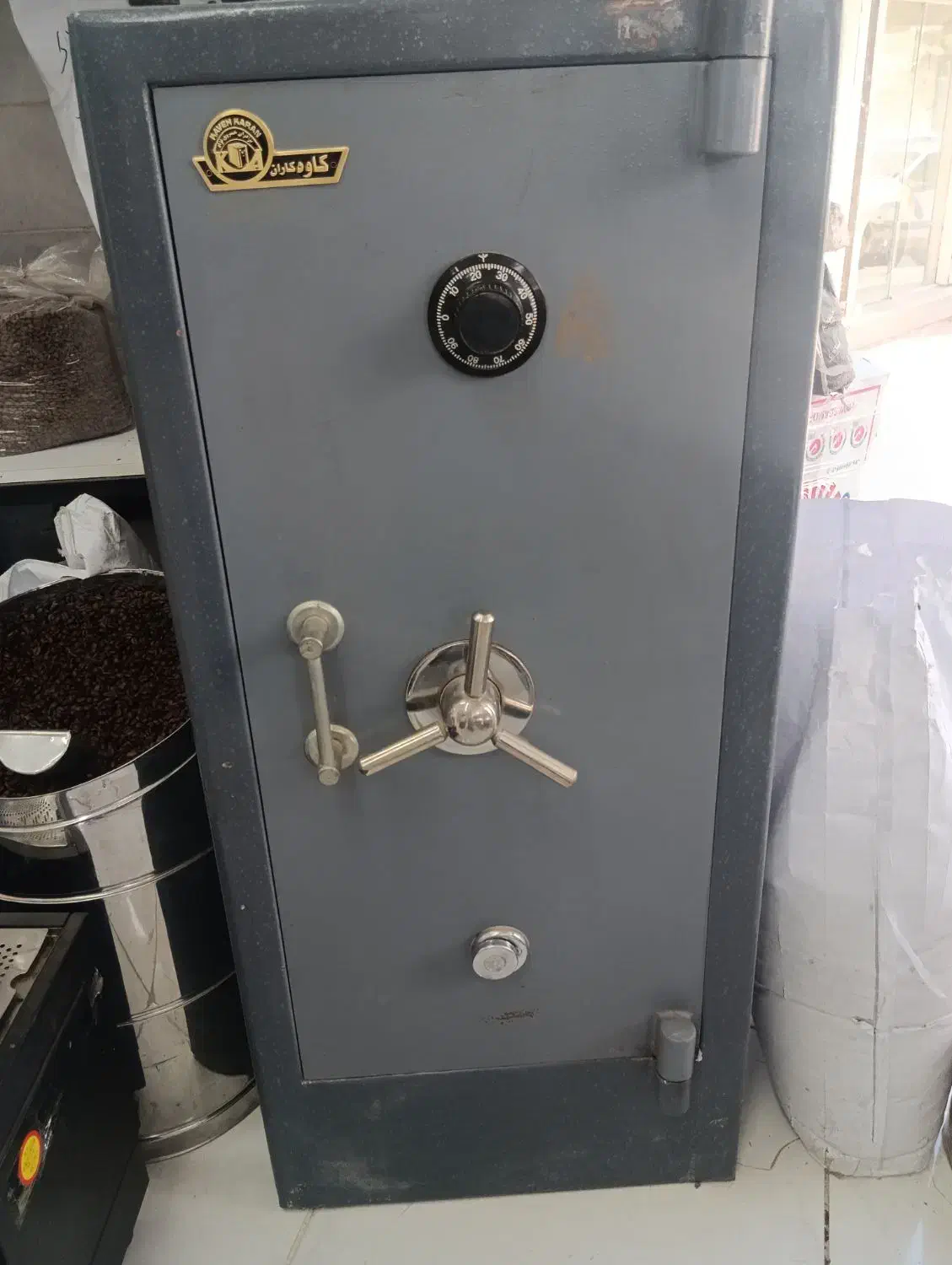 گاوصندوق|فروشگاه و مغازه|قائن, |دیوار