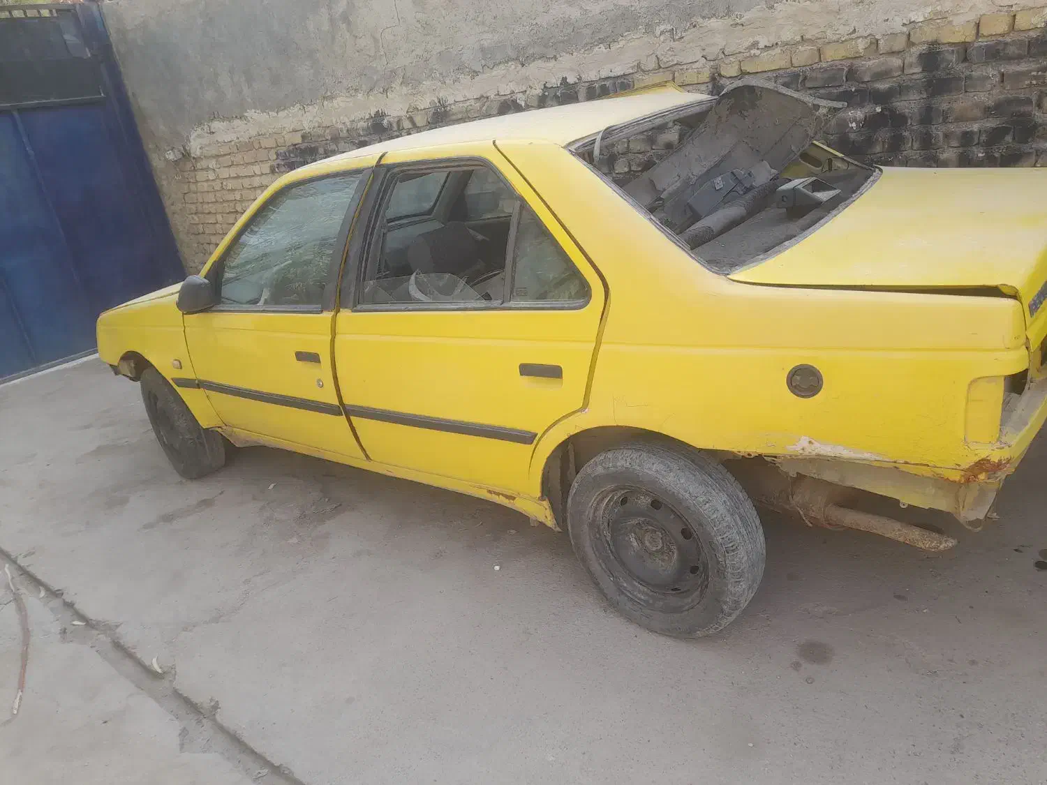 تاکسی پژو تصادفی|خودرو سواری و وانت|شیراز, وزیرآباد|دیوار