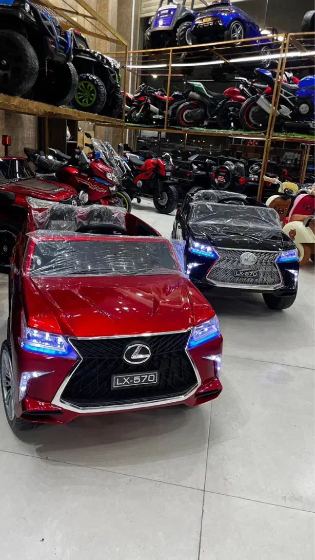 ماشین شارژی لکسوس 5870چهار موتور سه سرعته|اسباب‌بازی بچه|یزد, |دیوار