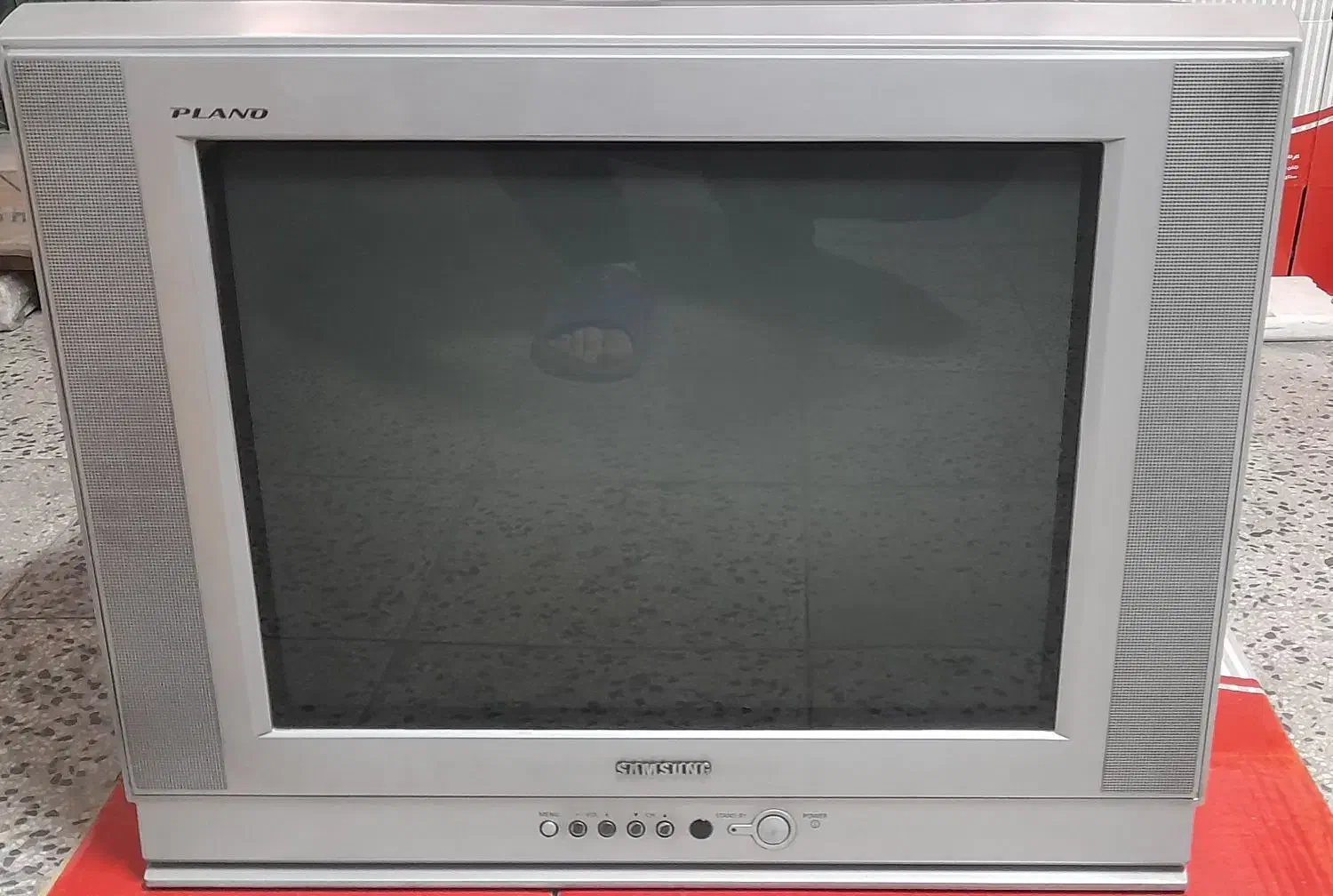 تلویزیون ۲۱اینچ|تلویزیون و پروژکتور|تهران, شهرک ولیعصر جنوبی|دیوار