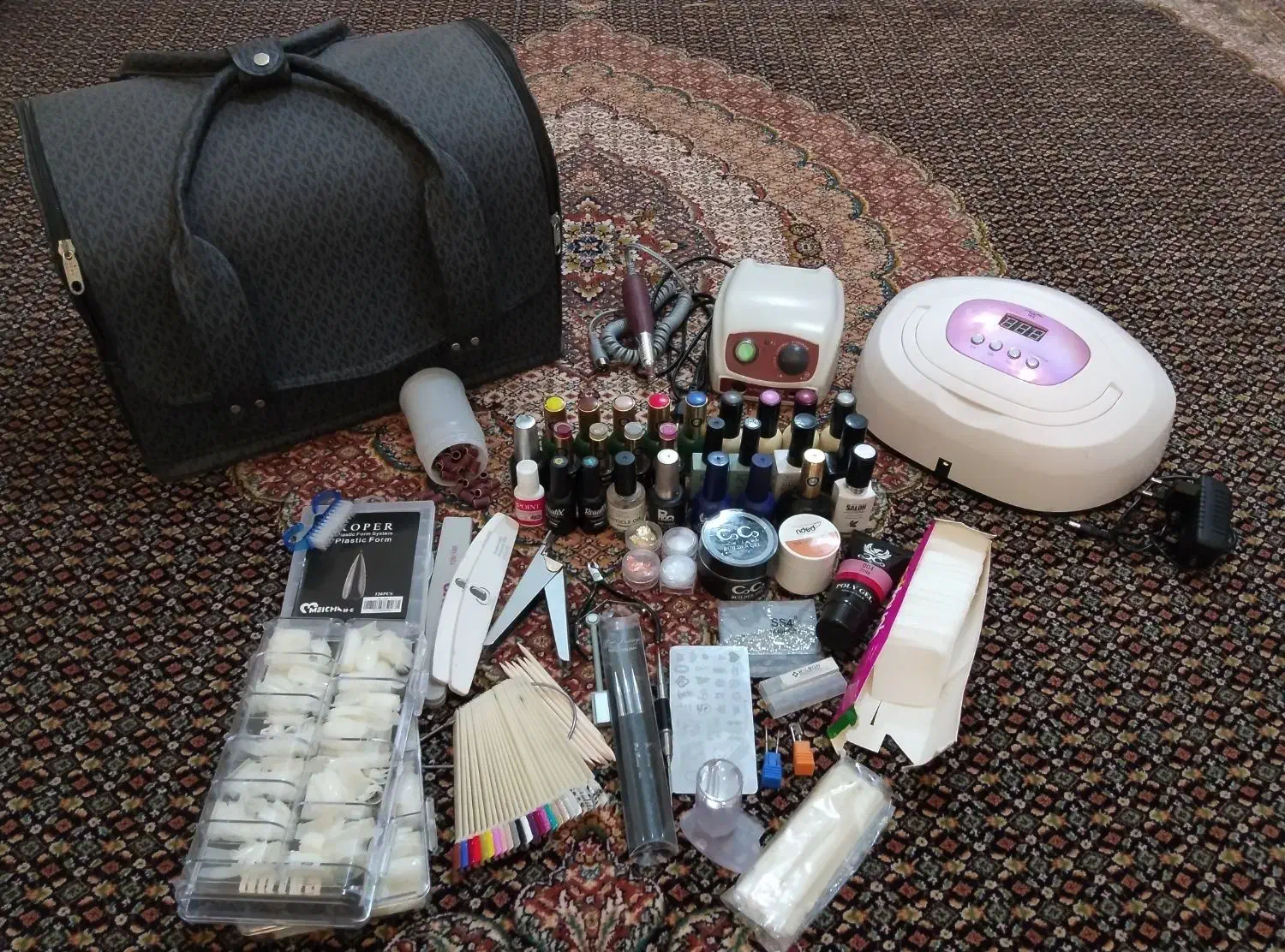 فروش لوازم ناخن|آرایشگاه و سالنهای زیبایی|مرند, |دیوار