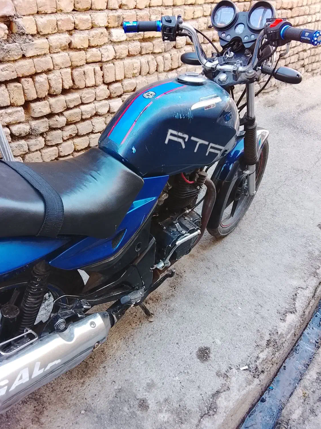 هوندا200فوری|موتورسیکلت|چهارباغ, |دیوار