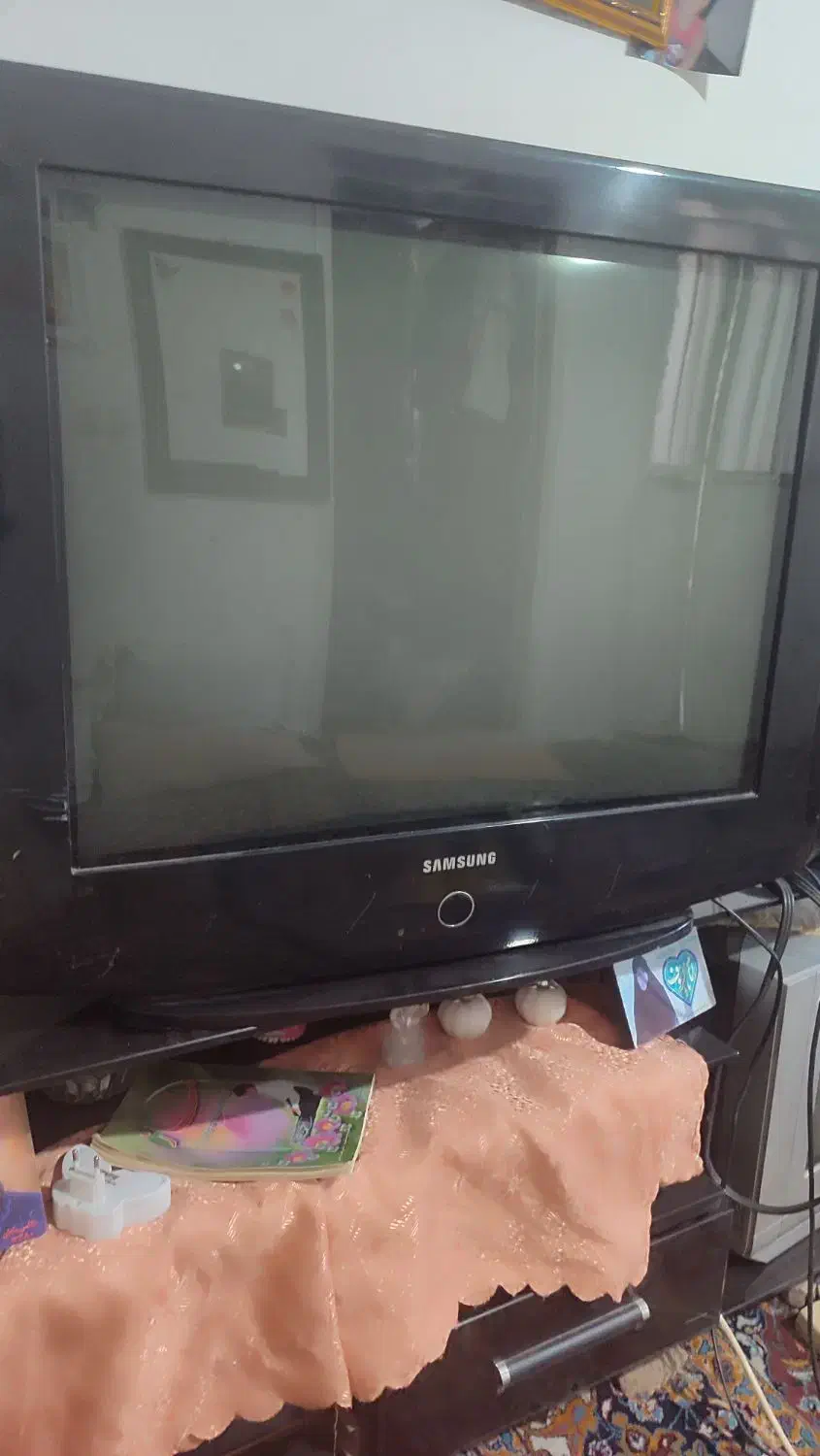 تلویزیون تمیز سالم|تلویزیون و پروژکتور|نیشابور, فخریه|دیوار