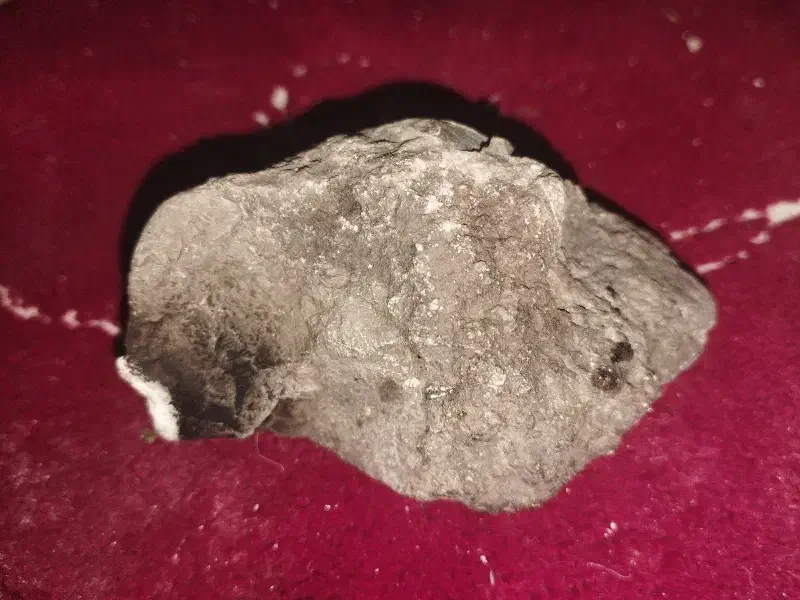 سنگ مرموز|کلکسیون اشیاء عتیقه|تهران, فلسطین (میدان انقلاب)|دیوار