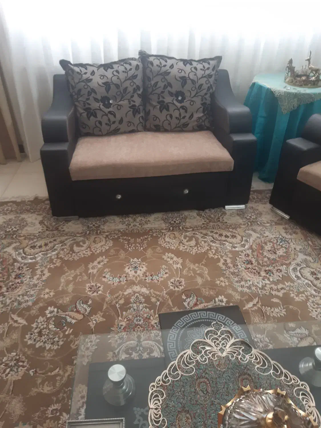 مبل ۷ نفره|مبلمان خانگی و میز عسلی|اصفهان, برازنده|دیوار