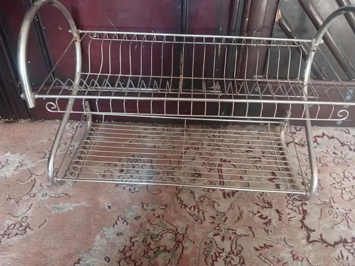 جا ظرفی|آب‌چکان و نظم‌دهنده ظروف|اصفهان, شهرک ولیعصر|دیوار