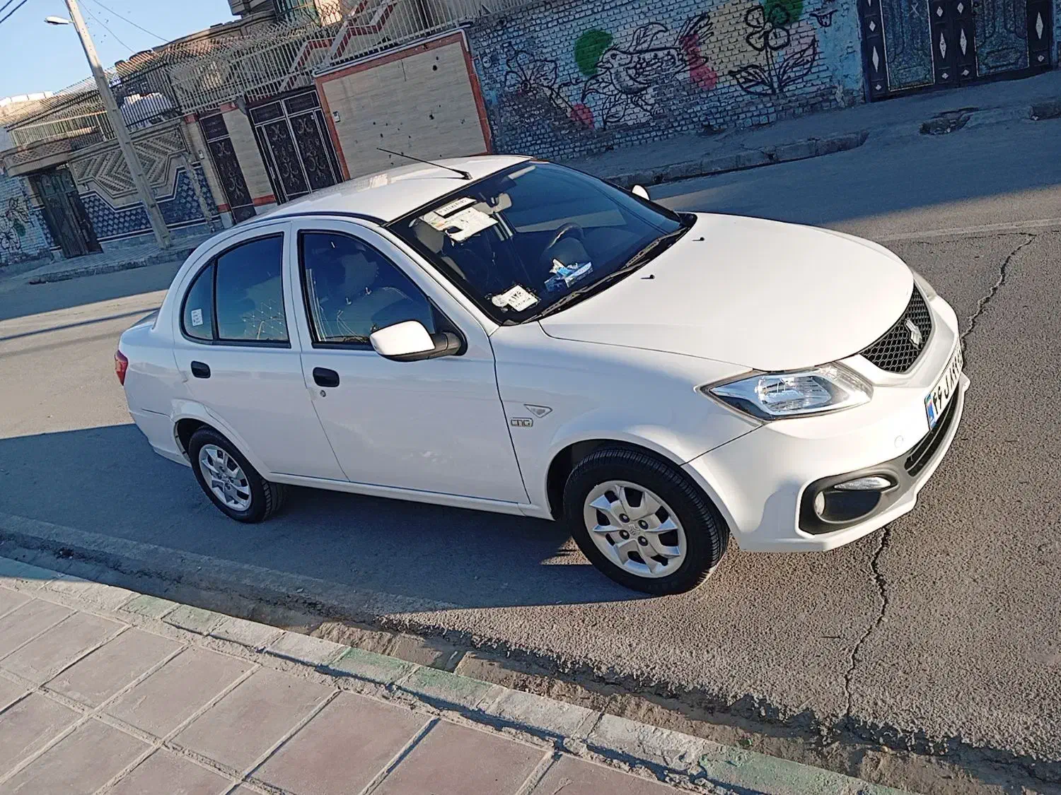 ساینامدل402|خودرو سواری و وانت|زاهدان, |دیوار