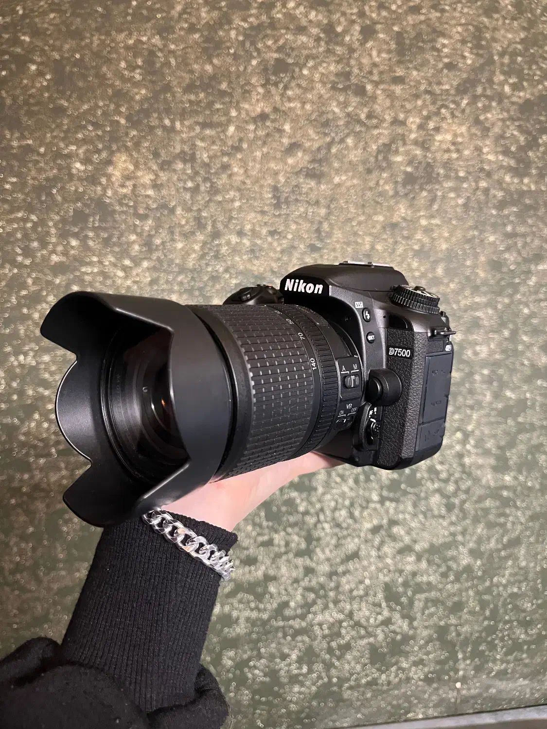 دوربین نیکون d7500 + 18-140 قیمت شگفت انگیز|دوربین عکاسی و فیلم‌برداری|کرج, گلشهر|دیوار