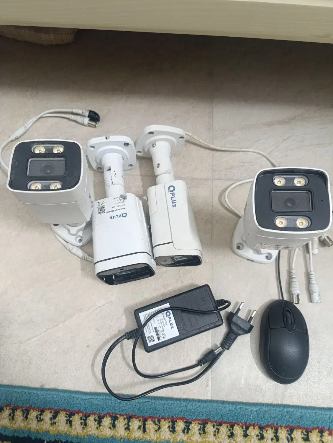 دوربین مداربسته|دوربین مداربسته|فریدون‌کنار, |دیوار