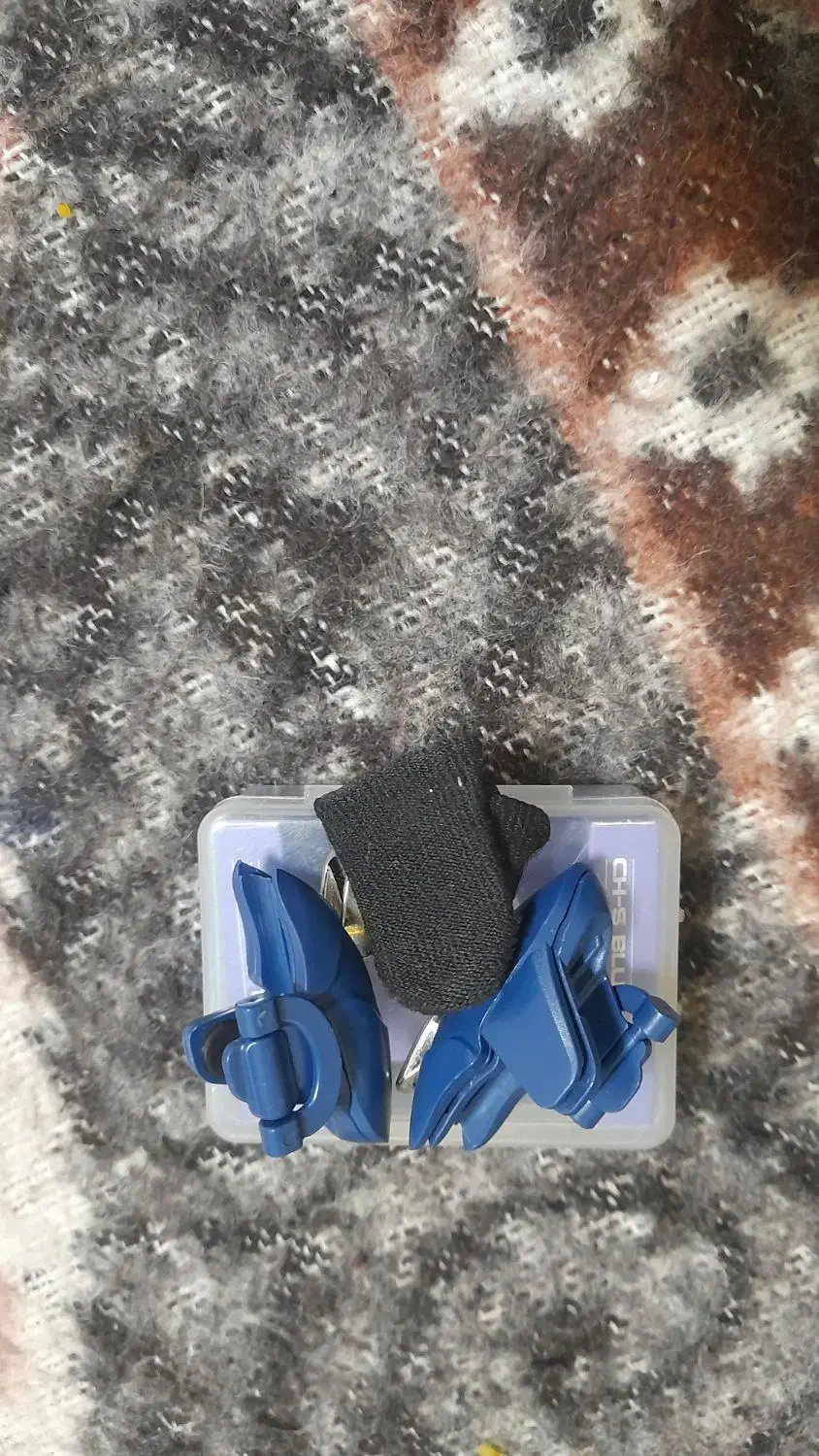 دو عدد دسته بازی تریلر و یک جفت جوراب انگشت|کنسول، بازی ویدئویی و آنلاین|تبریز, |دیوار