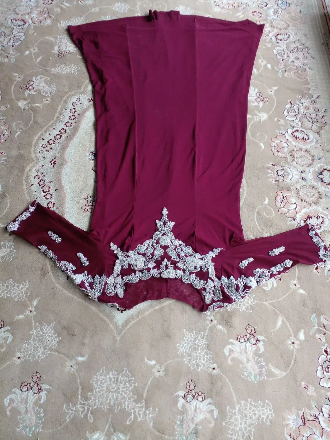 لباس مجلسی|لباس|املش, |دیوار