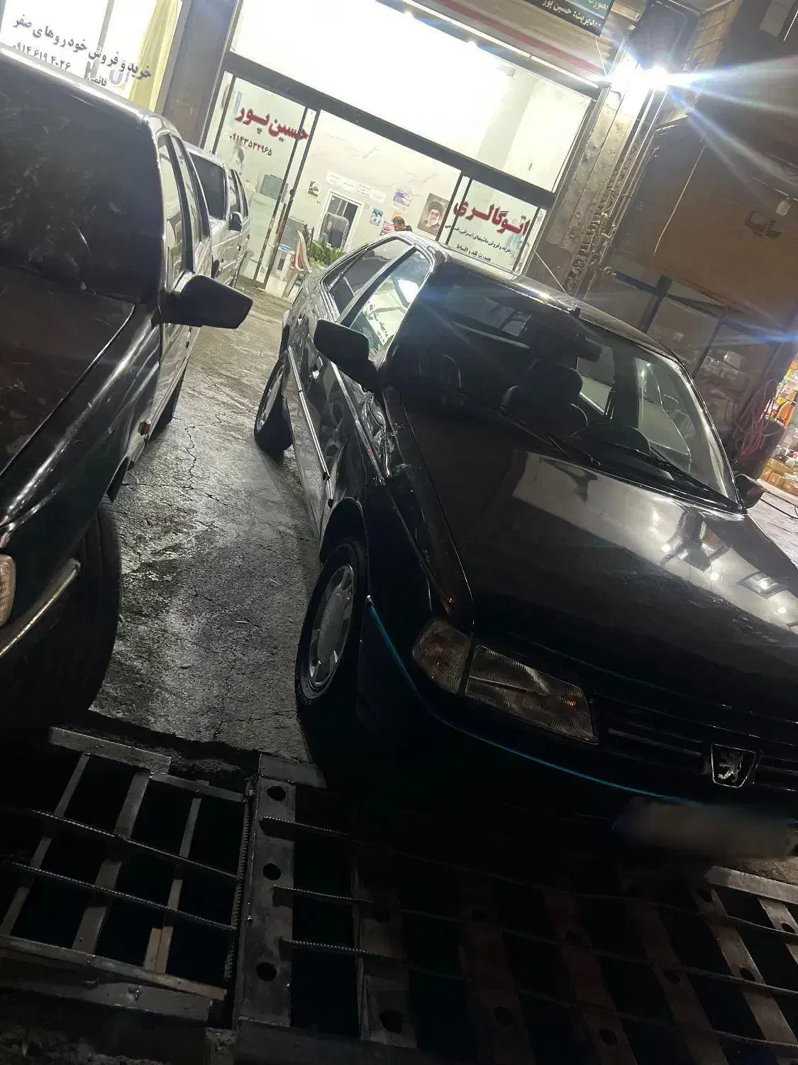 پژو۴۰۵ مدل۸۳|خودرو سواری و وانت|پارس‌آباد, |دیوار