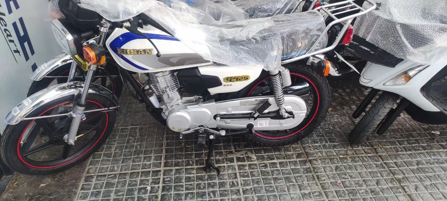 CDI 125 150|موتورسیکلت|شیراز, شیشه‌گری|دیوار