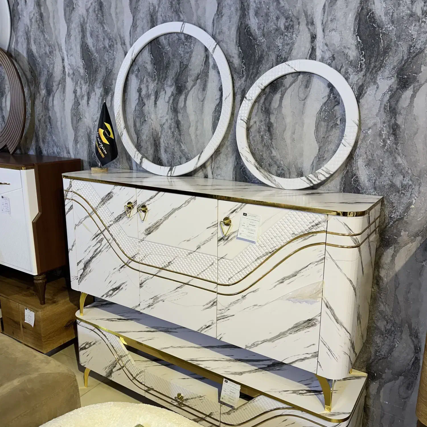 آینه کنسول هکتور زرکالاا|بوفه، ویترین، کنسول|یاسوج, |دیوار