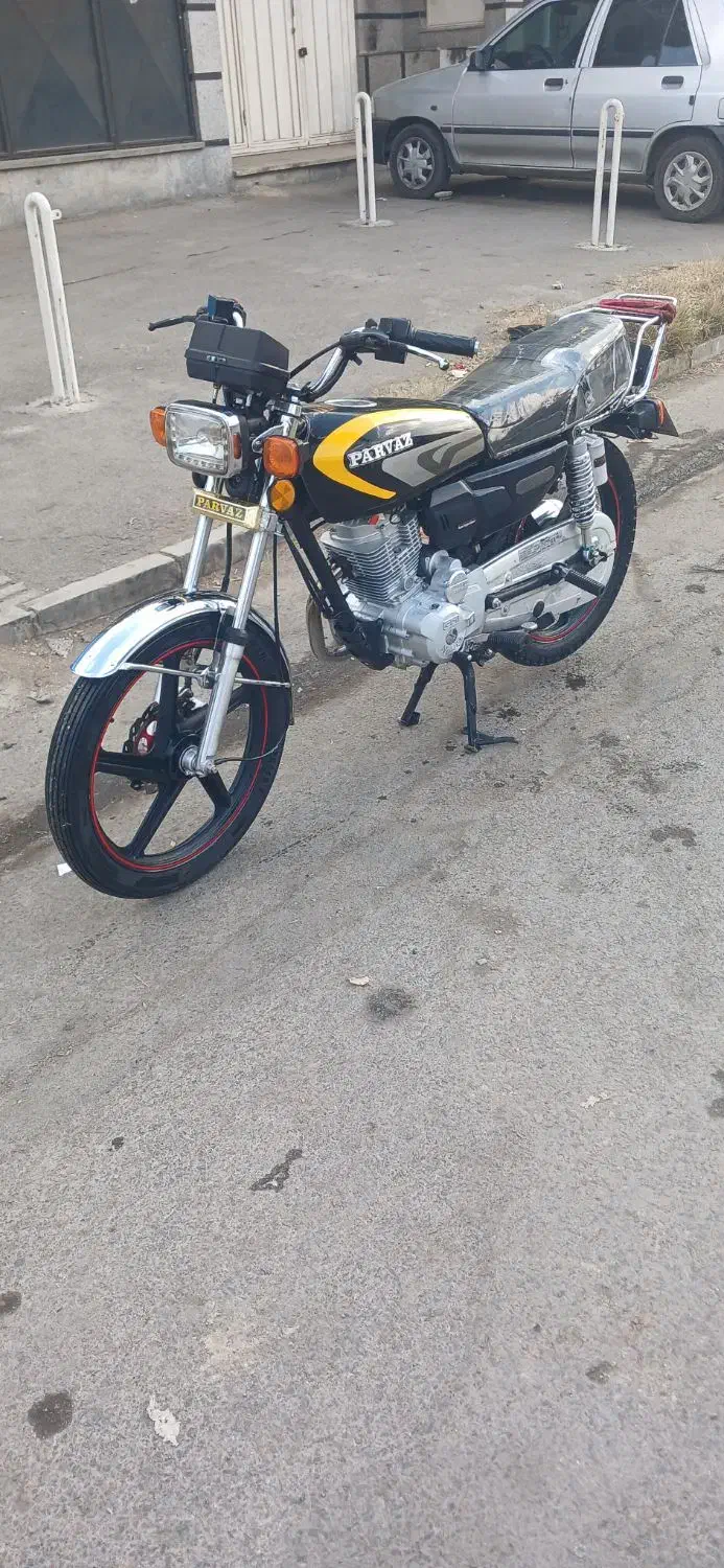 موتور پرواز ۲۰۰|موتورسیکلت|همدان, |دیوار