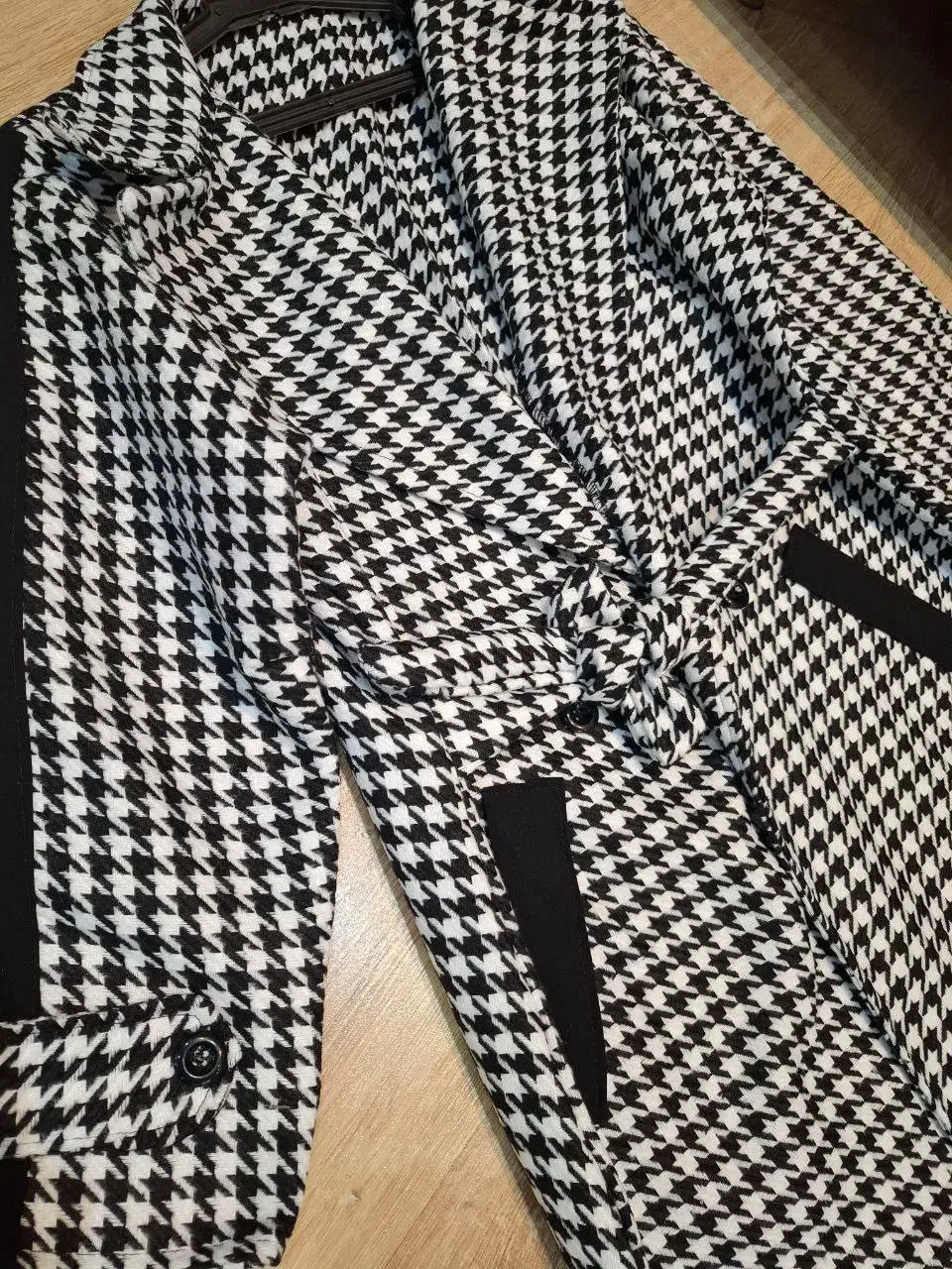 پالتو بسیار شیک|لباس|اردستان, |دیوار