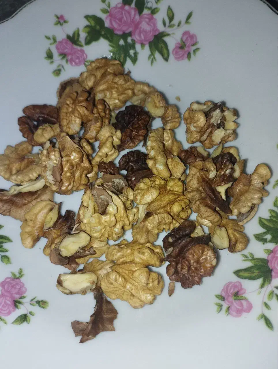 گردو فروش|خوردنی و آشامیدنی|جوانرود, |دیوار