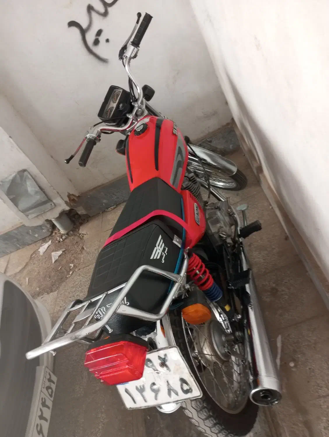 موتور 125|موتورسیکلت|قائن, |دیوار