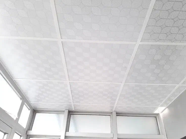 شاگرد برای سقف کاذب|استخدام معماری، عمران و ساختمانی|میانه, |دیوار