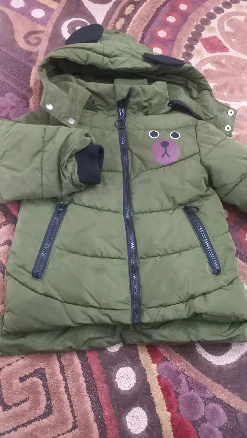 کاپشن و تعدادی لباس پسرانه و دخترانه|کفش و لباس بچه|مشهد, شهرک مطهری|دیوار