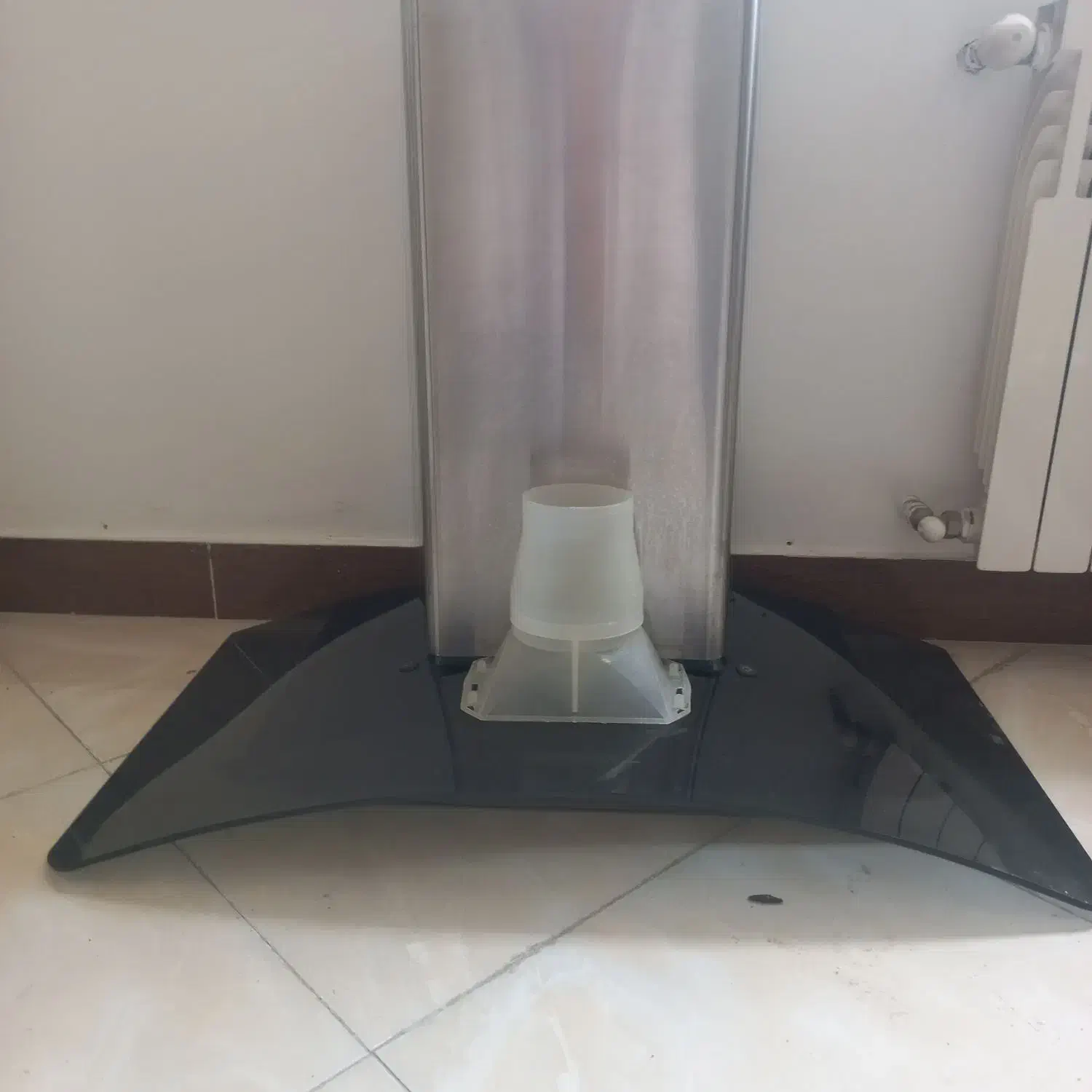 هود|هود|صومعه‌سرا, |دیوار