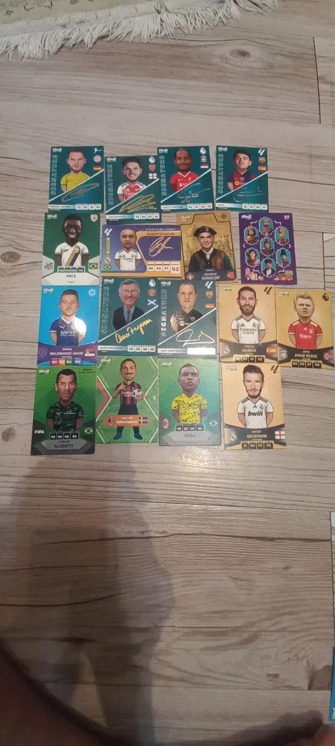 کیمدی|اسباببازی|شاهینشهر, حافظ جنوبی|دیوار