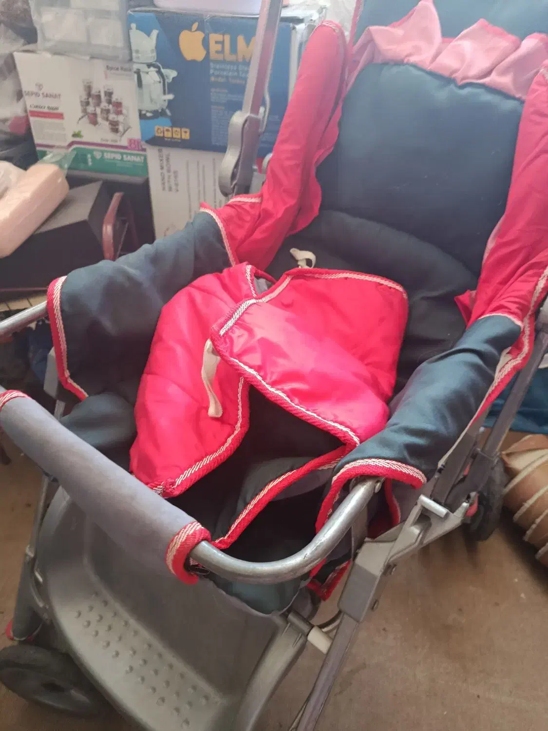 فروش کالاسکه|کالسکه و لوازم جانبی|نجفآباد, ویلاشهر|دیوار