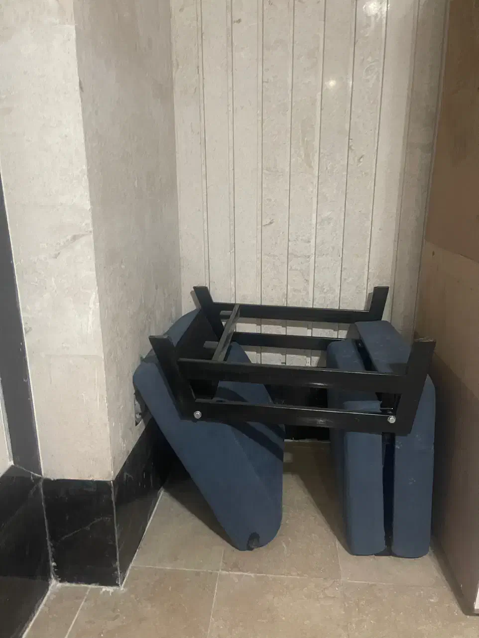 صندلی تخت شو‌|صندلی و نیمکت|مشهد, الهیه|دیوار