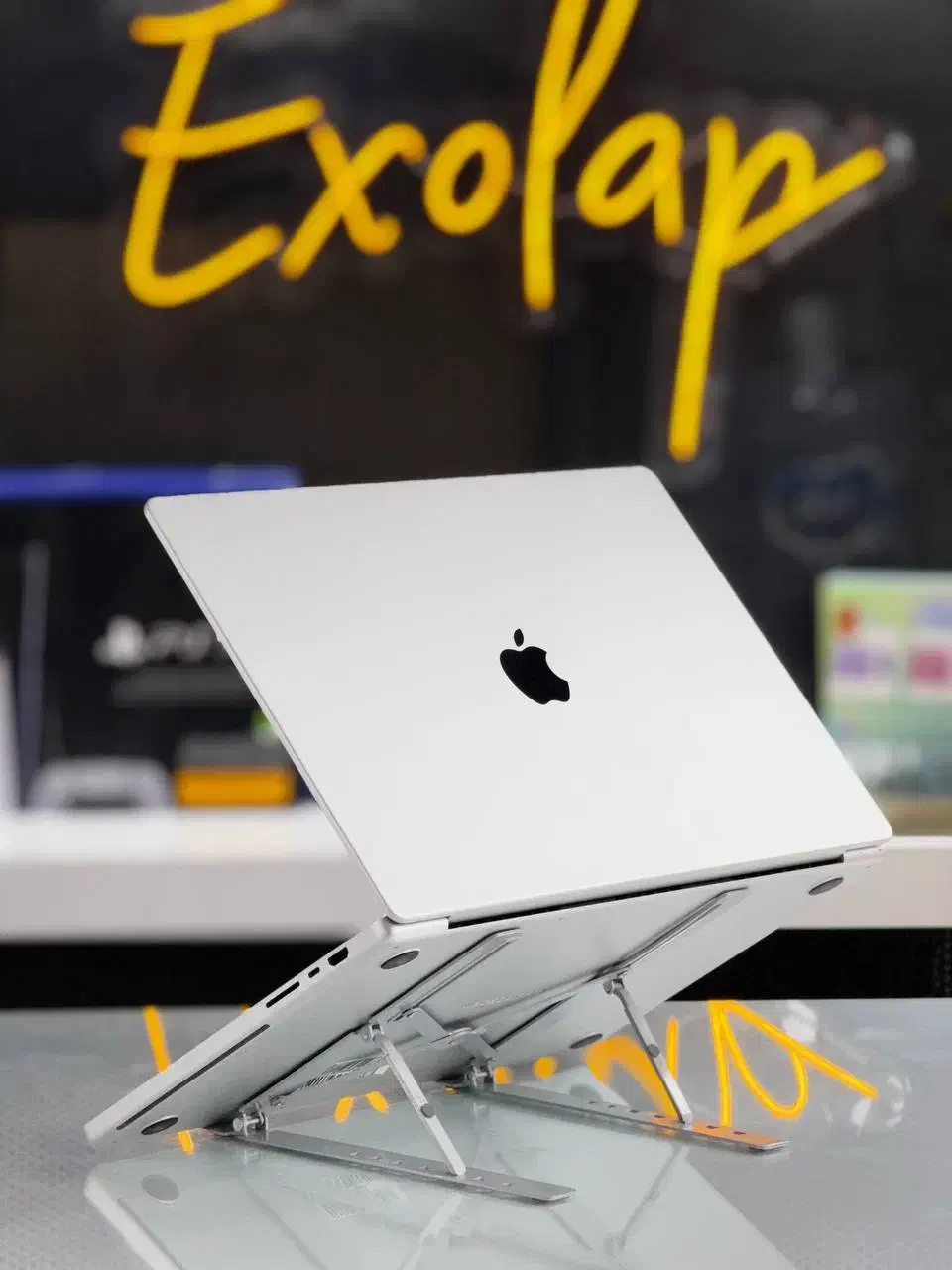 لپ تاپ Apple M1 Pro غول طراحی‌|رایانه همراه|یزد, |دیوار