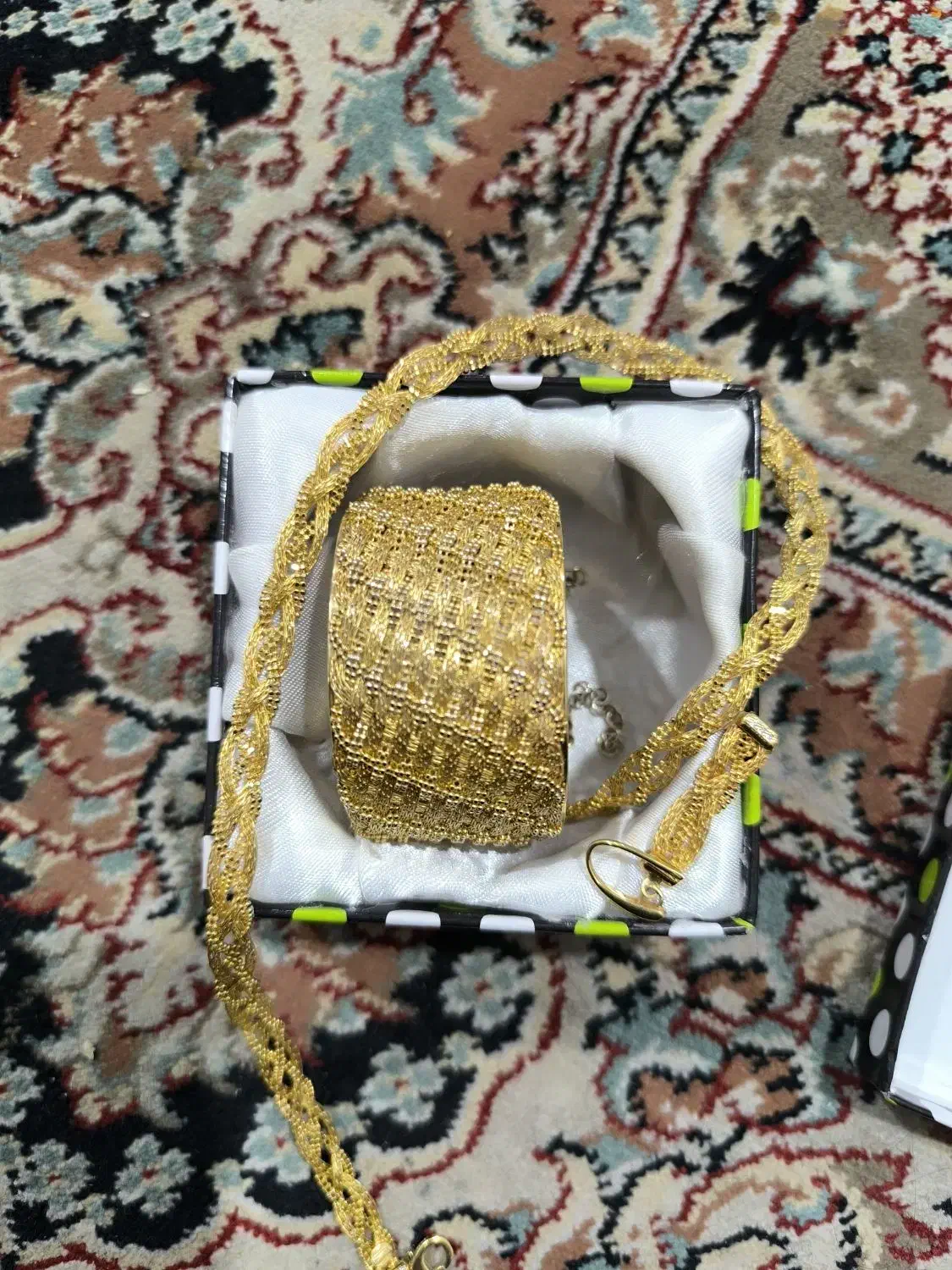 سرویس طلا|جواهرات|زابل, |دیوار