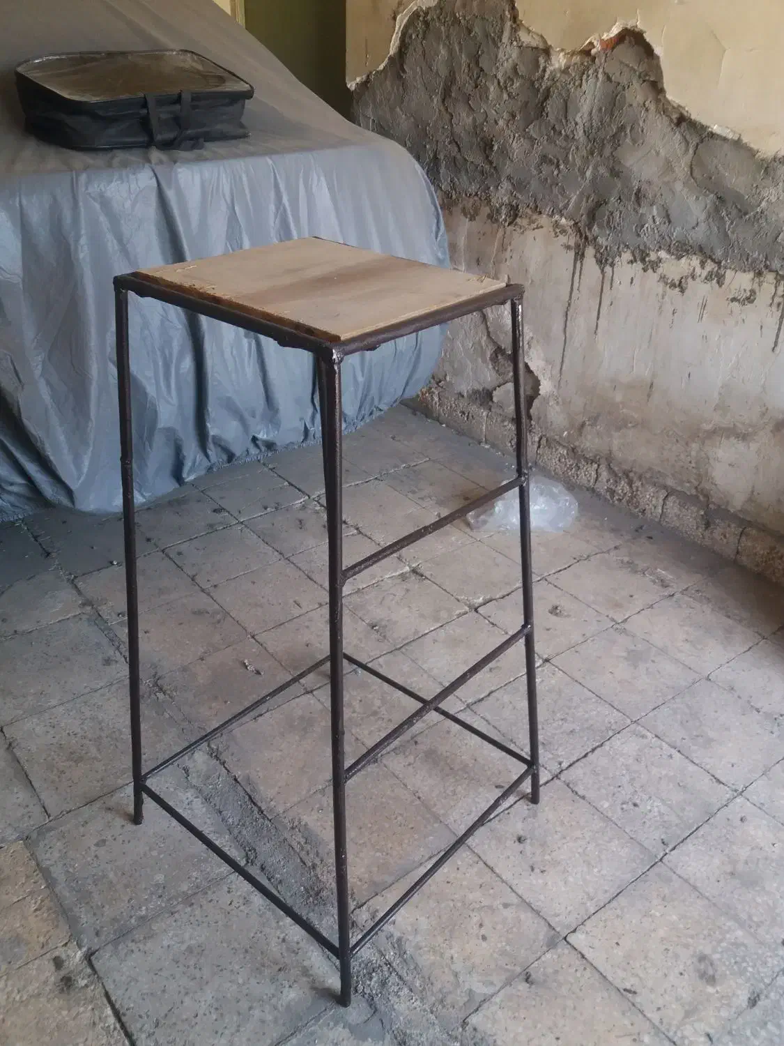 تاب تاشو.چهارپایه|مبلمان خانگی و میز عسلی|اهواز, زیتون کارگری|دیوار