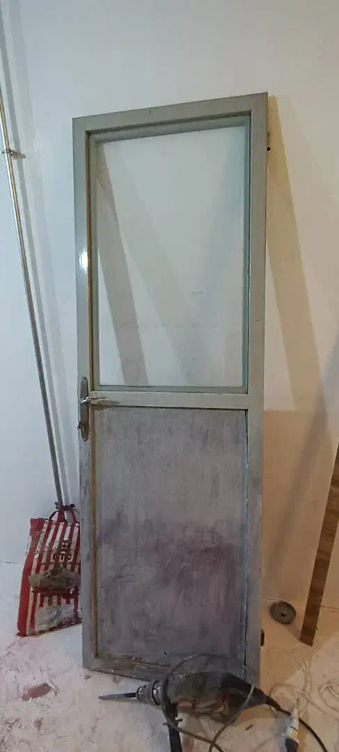 یک عدپنجره ودرب،گلخانه|مصالح و تجهیزات ساختمان|نقده, |دیوار