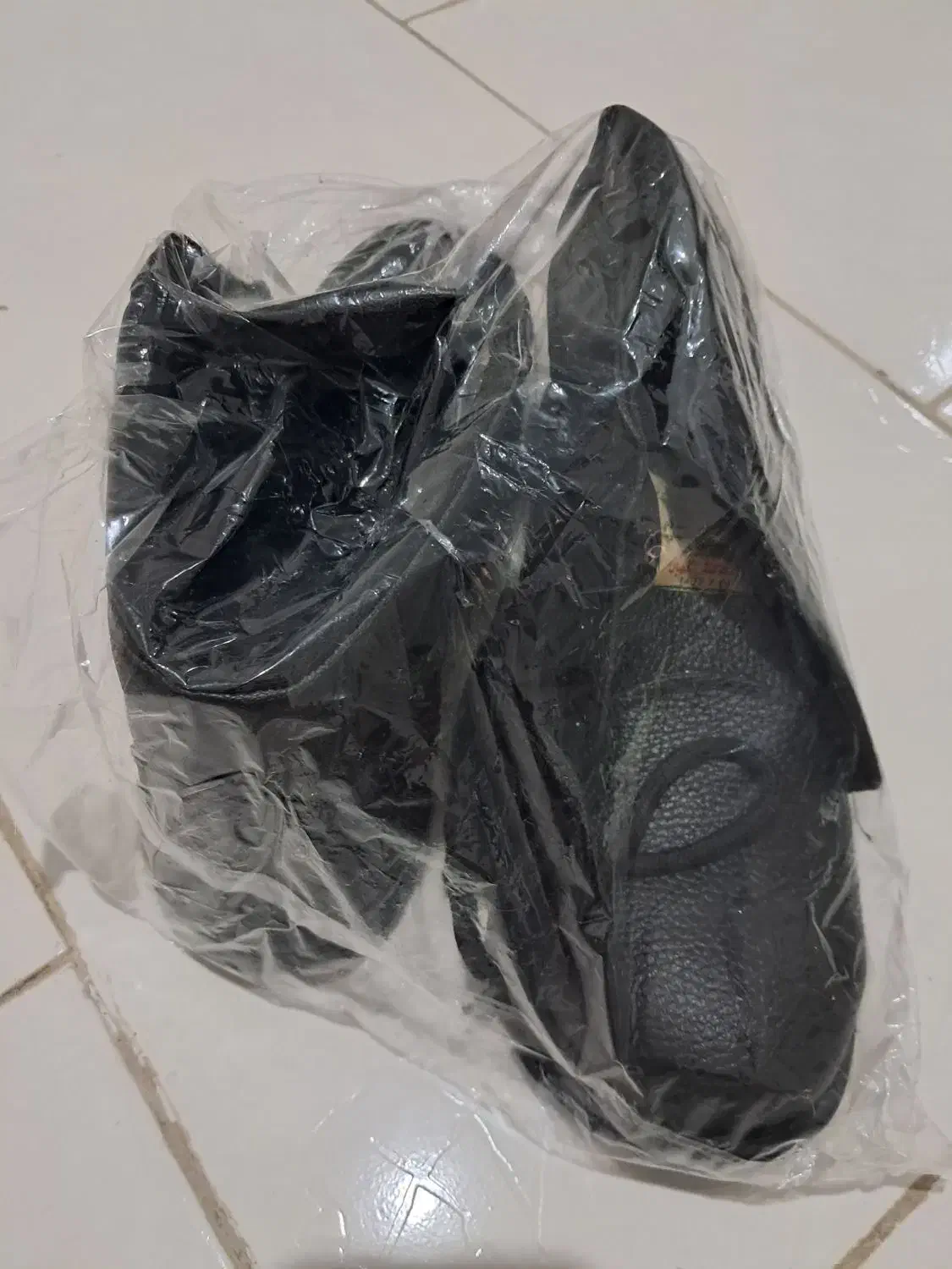 کفش ایمنی|کیف، کفش، کمربند|مشهد, کارگران|دیوار