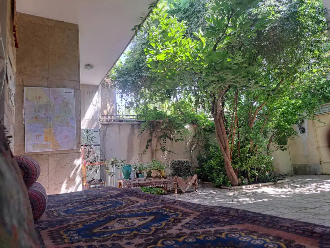 اجاره ماهیانه خانه مبله دربست حیاط دار|اجارهٔ کوتاه‌مدت آپارتمان و سوئیت|اصفهان, لاله|دیوار