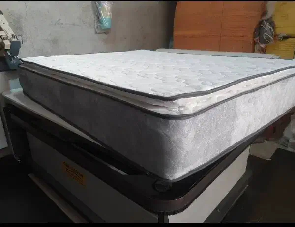 تشک|تشک تختخواب|دوگنبدان, |دیوار