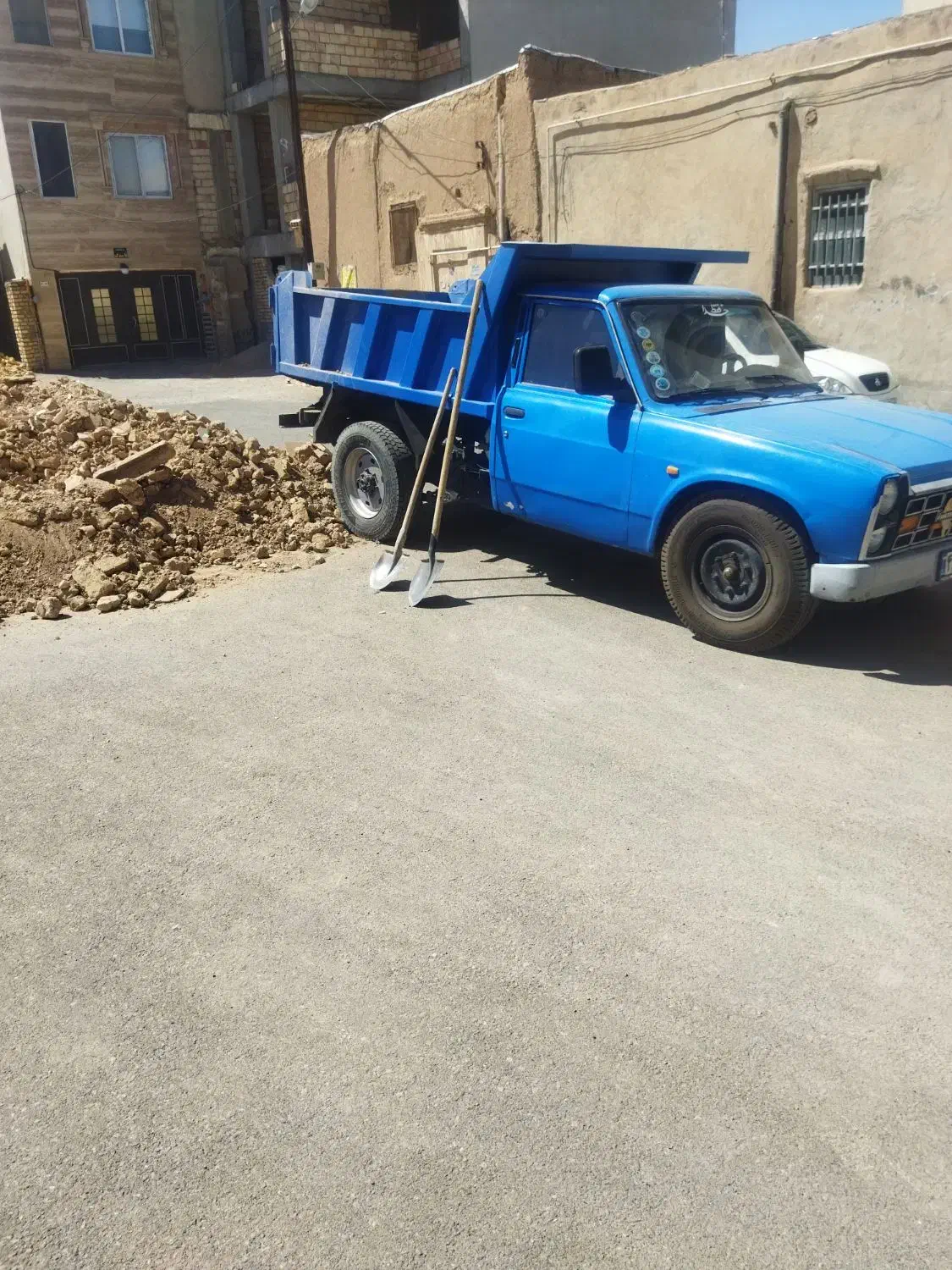 نیسان کمپرسی.مصالح ساختمانی نخاله|خدمات حمل و نقل|سمنان, |دیوار