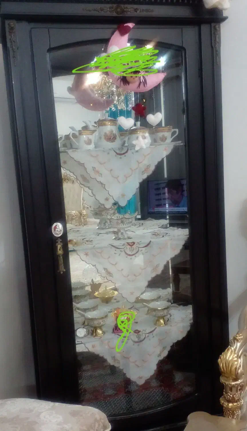 بوفه درحد نو و تمیز|بوفه، ویترین، کنسول|مرند, |دیوار