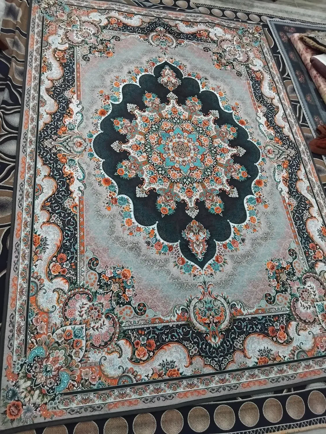 قالیچه|فرش|اهواز, کوروش|دیوار