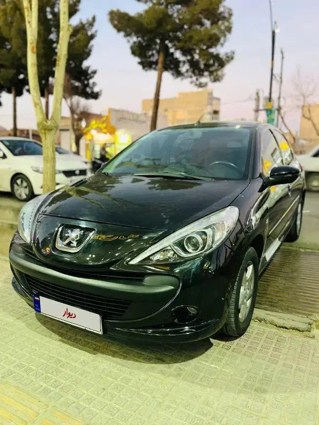 خودرو 207 مشکی 1402|خودرو سواری و وانت|خمینیشهر, |دیوار