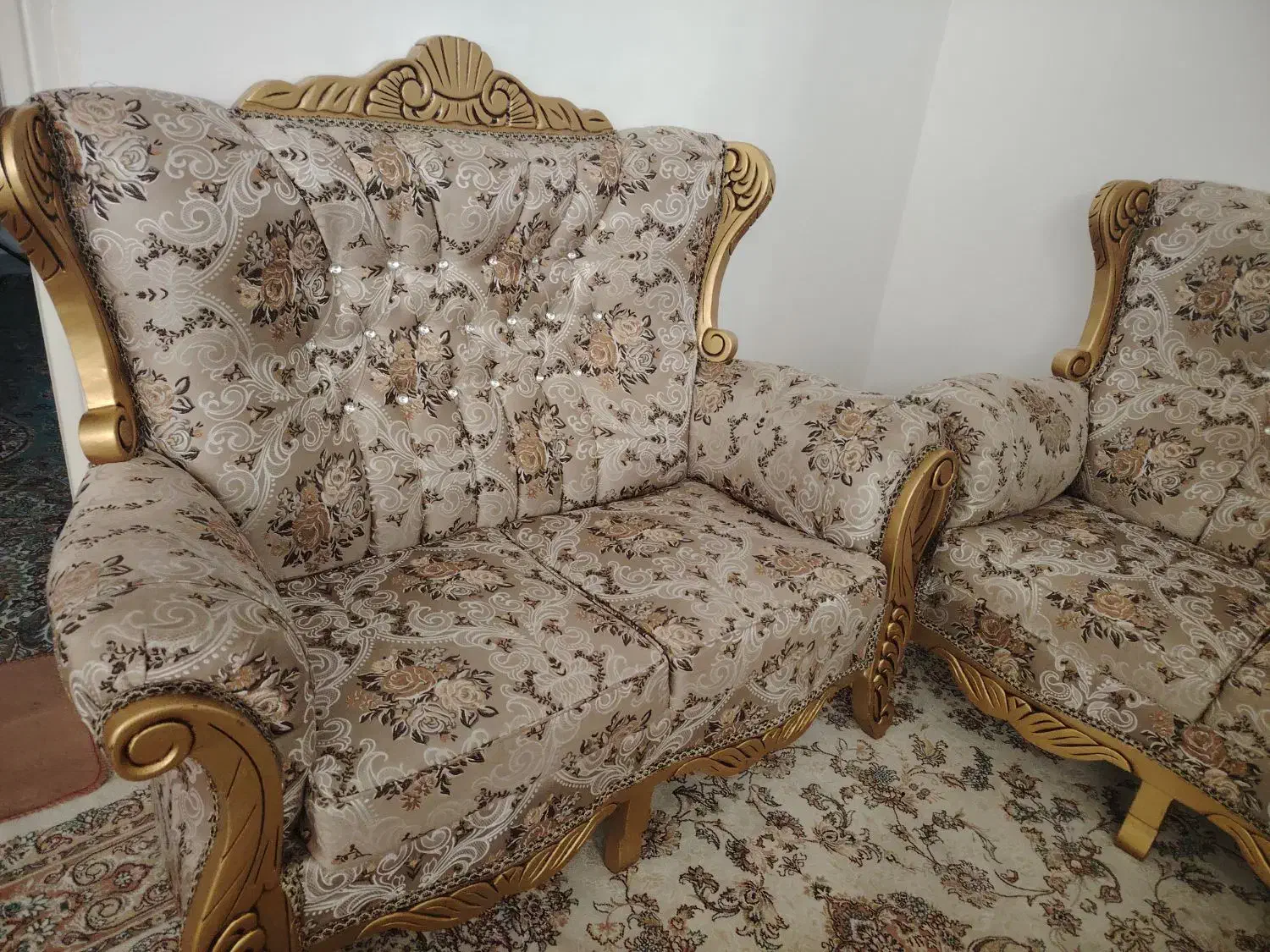 مبلمان هفت نفره|مبلمان خانگی و میز عسلی|شیراز, ماه فیروزان|دیوار