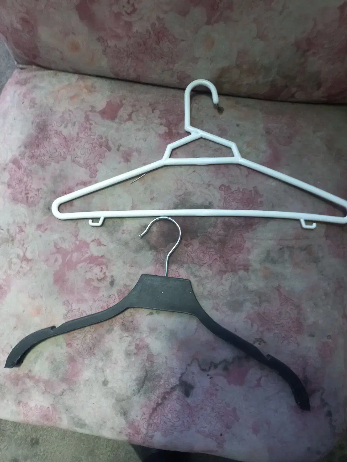 چوب لباس|بندرخت و رختآویز|تهران, دردشت|دیوار