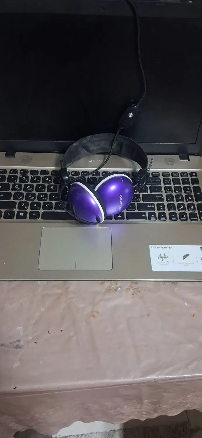 لپتاپ ایسوس ویوو بوک مکس همراه هدفون خارجی|رایانه همراه|کرج, حصارک بالا|دیوار